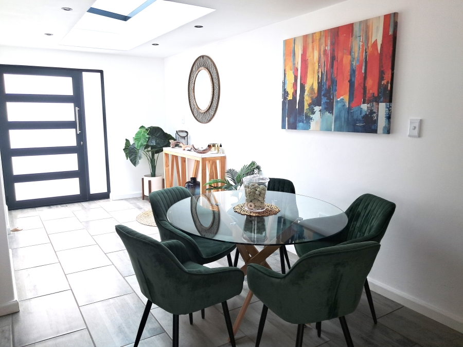 To Let 3 Bedroom Property for Rent in Shelley Point Western Cape
